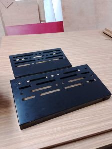 Bahan Stainles Steel Box Efek Gitar di Powder Coating di Bandung